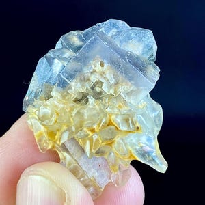 Fluorit Calcit : 90 Karat Heilstein aus Pakistan