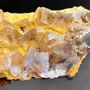 Kubisches Fluorit & Calcit Specimen: 451 Karat Heilstein Dekor
