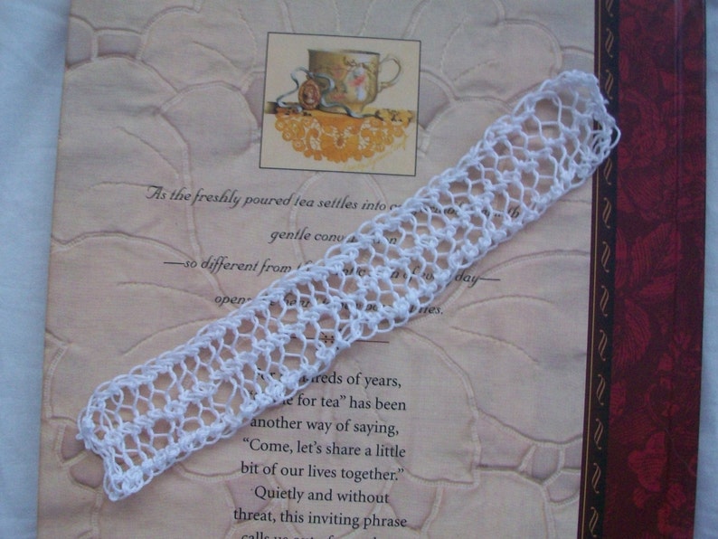 Victorian Lace Bookmark image 1