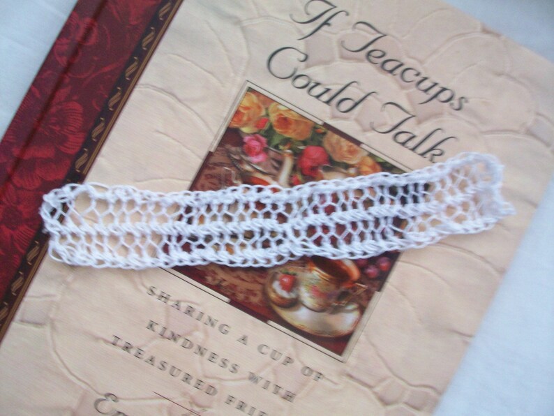 Victorian Lace Bookmark image 2