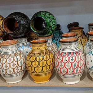 Large Handmade Moroccan Ceramic Vase – Safi Pottery, 27cm Hand Painted Boho Decor, Colorful Artisan Flower Vase, Mediterranean Home Accent