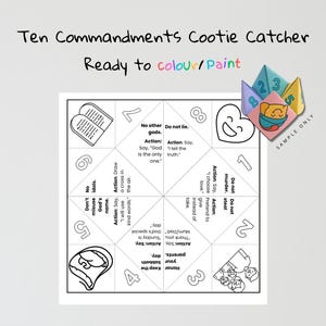 Puede incluir: Un atrapa-sueños de los Diez Mandamientos en papel blanco, listo para colorear o pintar. El diseño incluye secciones numeradas con frases e ilustraciones relacionadas. Un papel plegado adivino está en la esquina superior derecha.