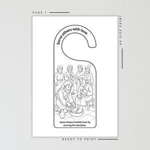 K&ouml;nnte beinhalten: Schwarz-wei&szlig;er T&uuml;rh&auml;nger mit religi&ouml;ser Illustration. Das Bild zeigt Jesus, der die F&uuml;&szlig;e eines J&uuml;ngers w&auml;scht, mit dem Text "Dient einander in Liebe." und "Jesus zeigt dem&uuml;tige Liebe, indem er seinen J&uuml;ngern dient."