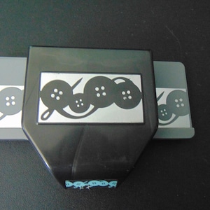 EK Collections Scrapbook Metal Button Hole Punch