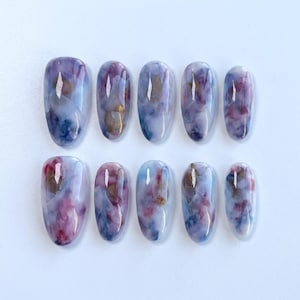 Amethyst Bloom Press On Nails｜Blue Violet Watercolor Nails｜Mauve Blue Gradient Nails｜Smoky Ink Stone Nails｜Romantic Glossy Crystal Flow Nail