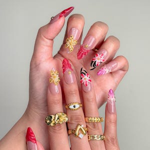 Cute 3D Press on Nails｜Red and Pink Press Ons｜Handmade Floral Design｜Valentine Nails｜Press on Nail Sets | Reusable Nails | Acrylic Nails