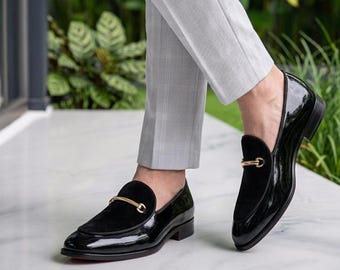 Scarpe da uomo fatte a mano in pelle verniciata nera e camoscio, scarpe di lusso per lo sposo, regalo per lui