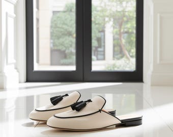 Mule da uomo in pelle bianca fatte a mano con nappine – Scarpe eleganti di lusso senza tallone, mule in pelle da infilare