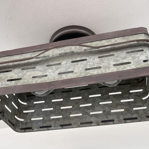 Plafonnier rectangulaire galvanisé rustique - Lampe industrielle en métal à encastrer dans la cuisine, l'éclairage de la ferme, l'homme des cavernes image 5