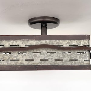Plafonnier rectangulaire galvanisé rustique - Lampe industrielle en métal à encastrer dans la cuisine, l'éclairage de la ferme, l'homme des cavernes image 8