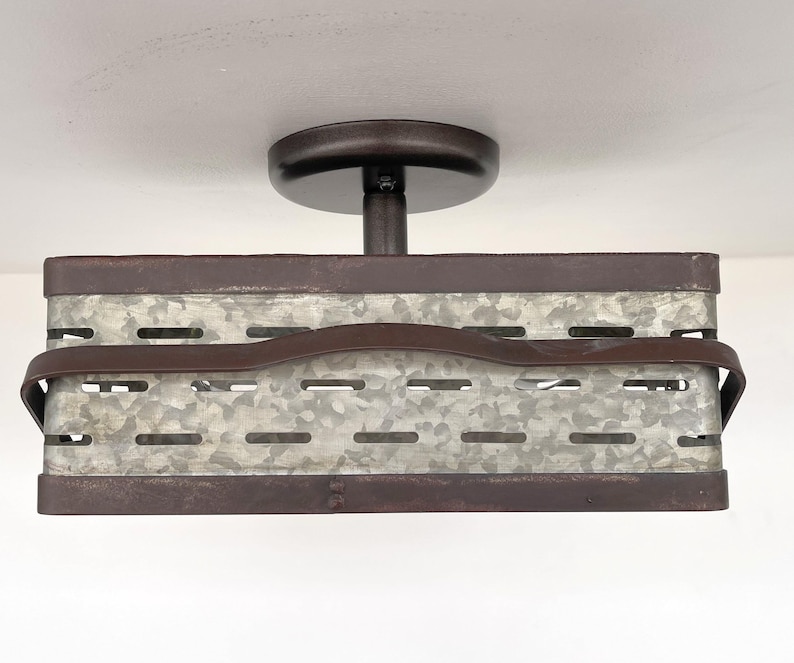 Plafonnier rectangulaire galvanisé rustique - Lampe industrielle en métal à encastrer dans la cuisine, l'éclairage de la ferme, l'homme des cavernes image 8