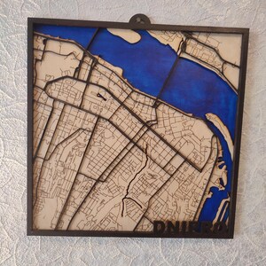 Kaart kunst aan de muur Geheugenplaats locatiekaart aangepaste houten kaart van elke stad waar we elkaar hebben ontmoet kaart stadsplattegrond housewarmingcadeau 10-jarig jubileumcadeau