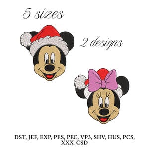 Könnte beinhalten: Zwei gestickte Designs von Mickey und Minnie Mouse mit Weihnachtsmützen. Das Bild enthält den Text "5 Größen" und "2 Designs". Das Bild enthält auch die Dateiformate: DST, JEF, EXP, PES, PEC, VP3, SHV, HUS, PCS, XXX, CSD.