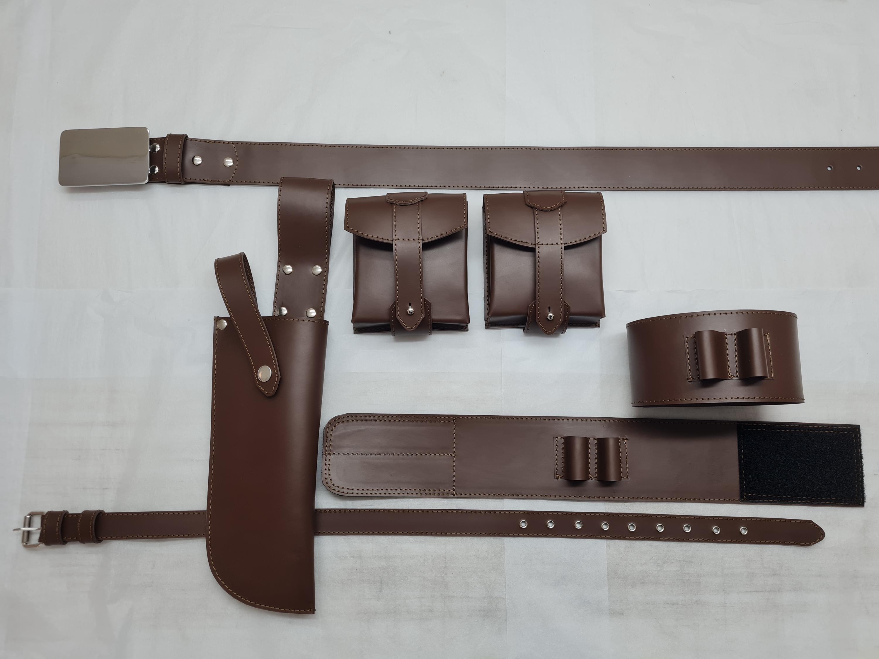 Death Watch Leather Set – Mandalorian Cosplay Armor Belt, Holster, Pouches & Straps for Star Wars Costume, Custom Fit for Cosplayers