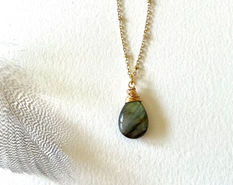 Labradorite pendant necklace, boho necklace, bohemian necklace,  stone necklace, real stone jewelry,  Dainty stone pendant