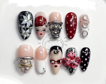 Vintage Dollcore Press On Nails: luipaardprint, stippen en retro-gezichtskunst
