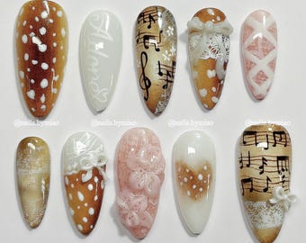 Cottagecore Autumn Press On Nails: reekleur, bladmuziek, 3D-kantbloemen