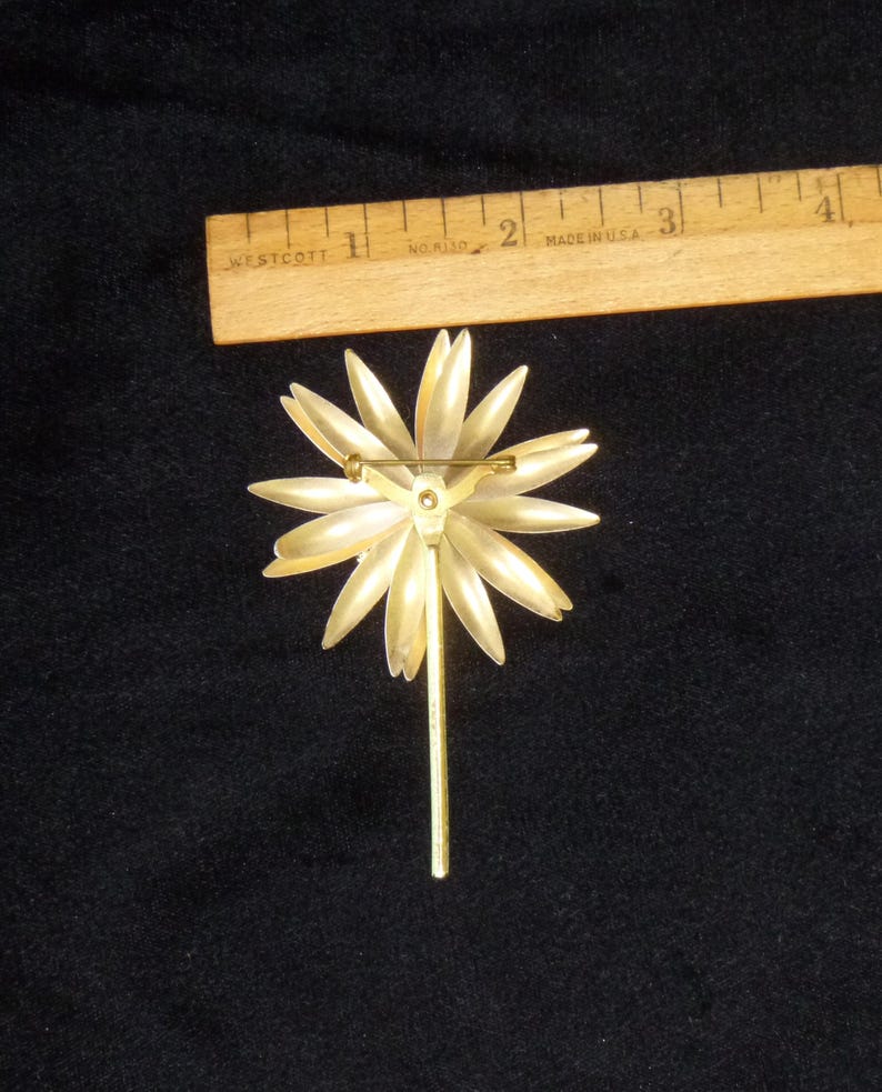 1960's Vintage Mod enamel, flower power, pins, brooches image 8