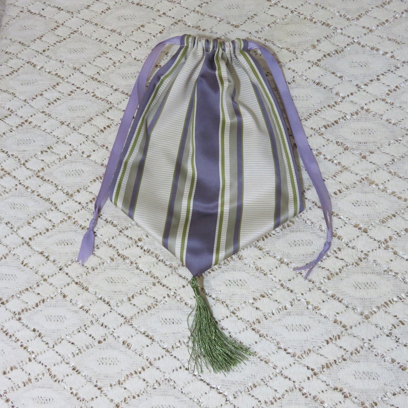 Georgian Capelet and Reticule- Regency Outdoor Set- Regency Jane Austen Era Ivory and Lavender Stovepipe Bonnet