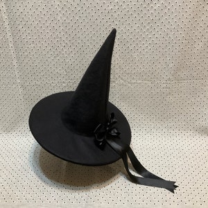 Felt Wicked Art — Introducing the Extended Brim Hat Block Video