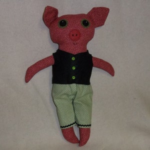 Augustus the Big Eyed Pig Doll image 3