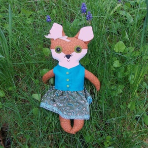 Hazel the Big Eyed Fox Doll image 4