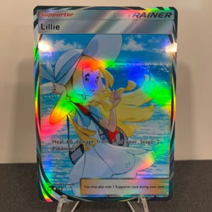 Carta de bolso holográfica de Pokémon TCG Treinador Imersivo Lillie, feita por você mesmo - Detalhes nítidos!