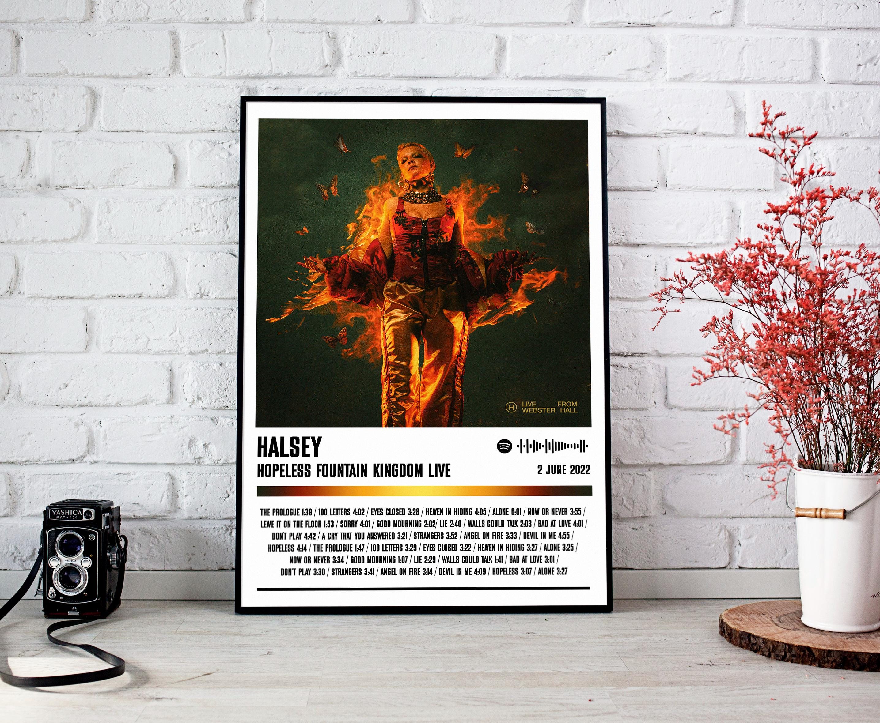 ホールジー直筆サイン入り超 特大写真…Halsey