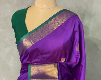 Sari violeta estilo Kanjivaram para mujer, borde verde, bordado dorado Zari, listo para usar con blusa (EE. UU., Reino Unido).