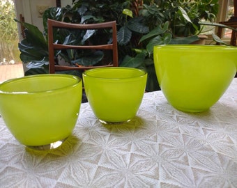 Hand Blown Mid Century Art Glass Bowls Set of 3 in Green