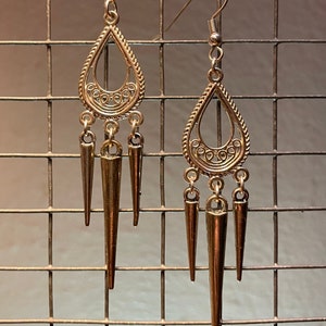 Dangle Earring Mix Silver Spikes