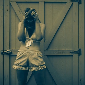Dainty Tea Stained Lace Micro Bloomers