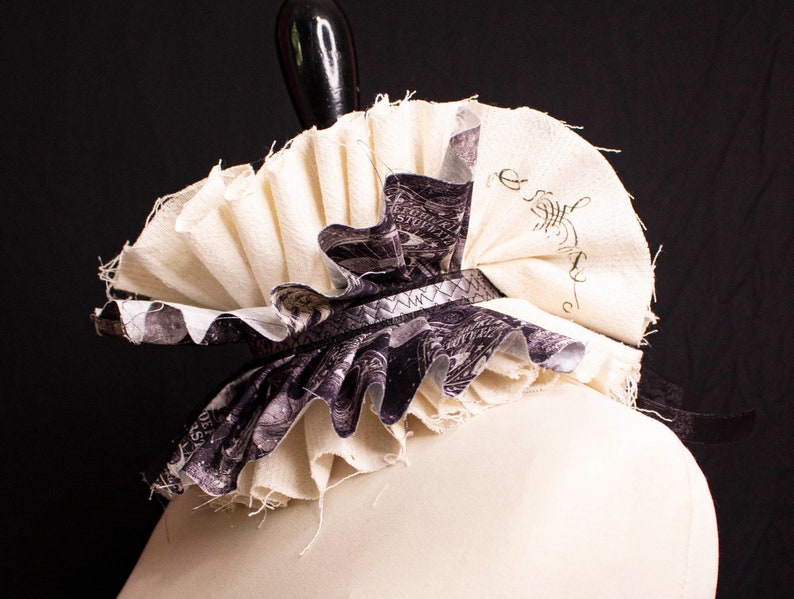 Spooky Circus Ruffle Collar & Cuffs image 4