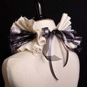 Spooky Circus Ruffle Collar & Cuffs image 5