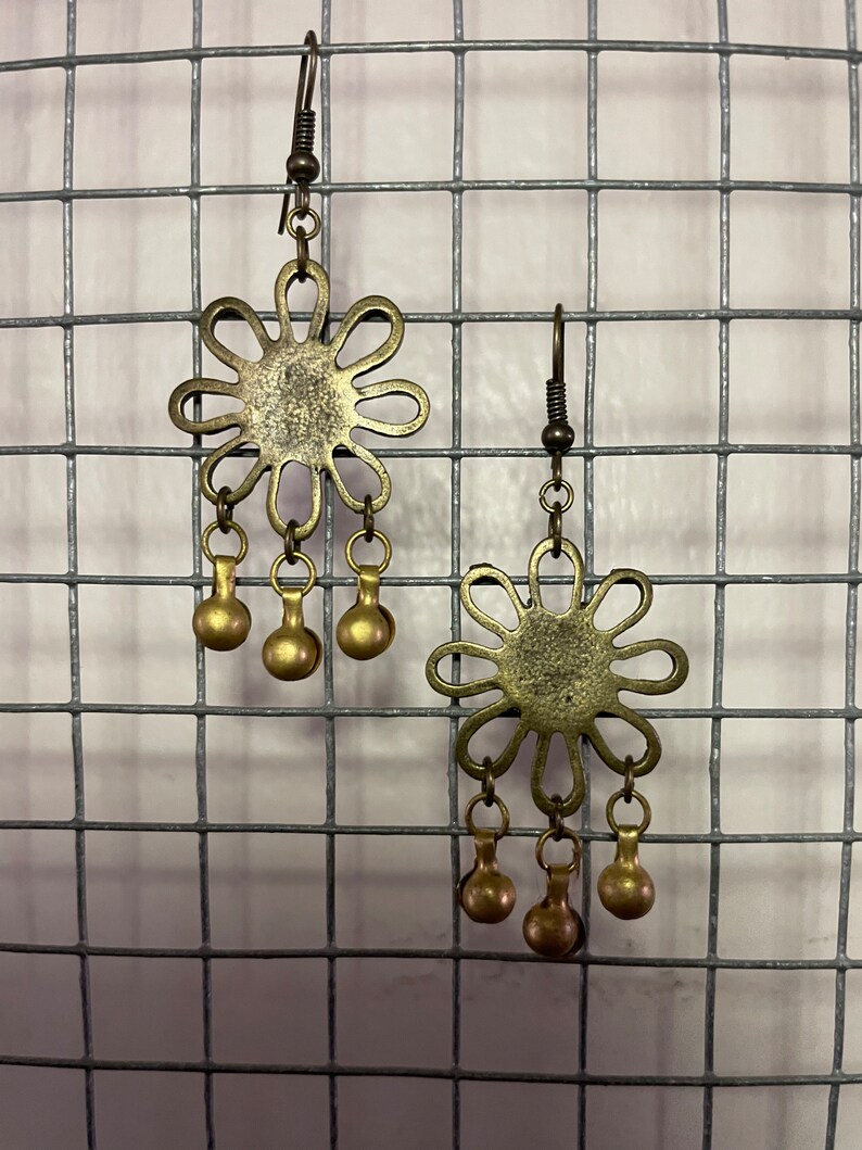 Dangle Earring Mix Bronze Flower