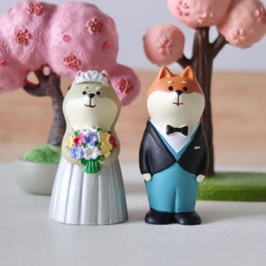 Hochzeit Hundefiguren, Hund Kuchenfiguren, süßer Hund Brautpaar, Hochzeitsgeschenke, süßes Hundepaar Figuren, Hochzeitshundepaar, 2er-Set