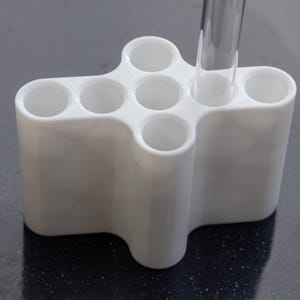 3D Printed 16mm Test Tube Holder – Lab Tube Stand for 7 Tubes