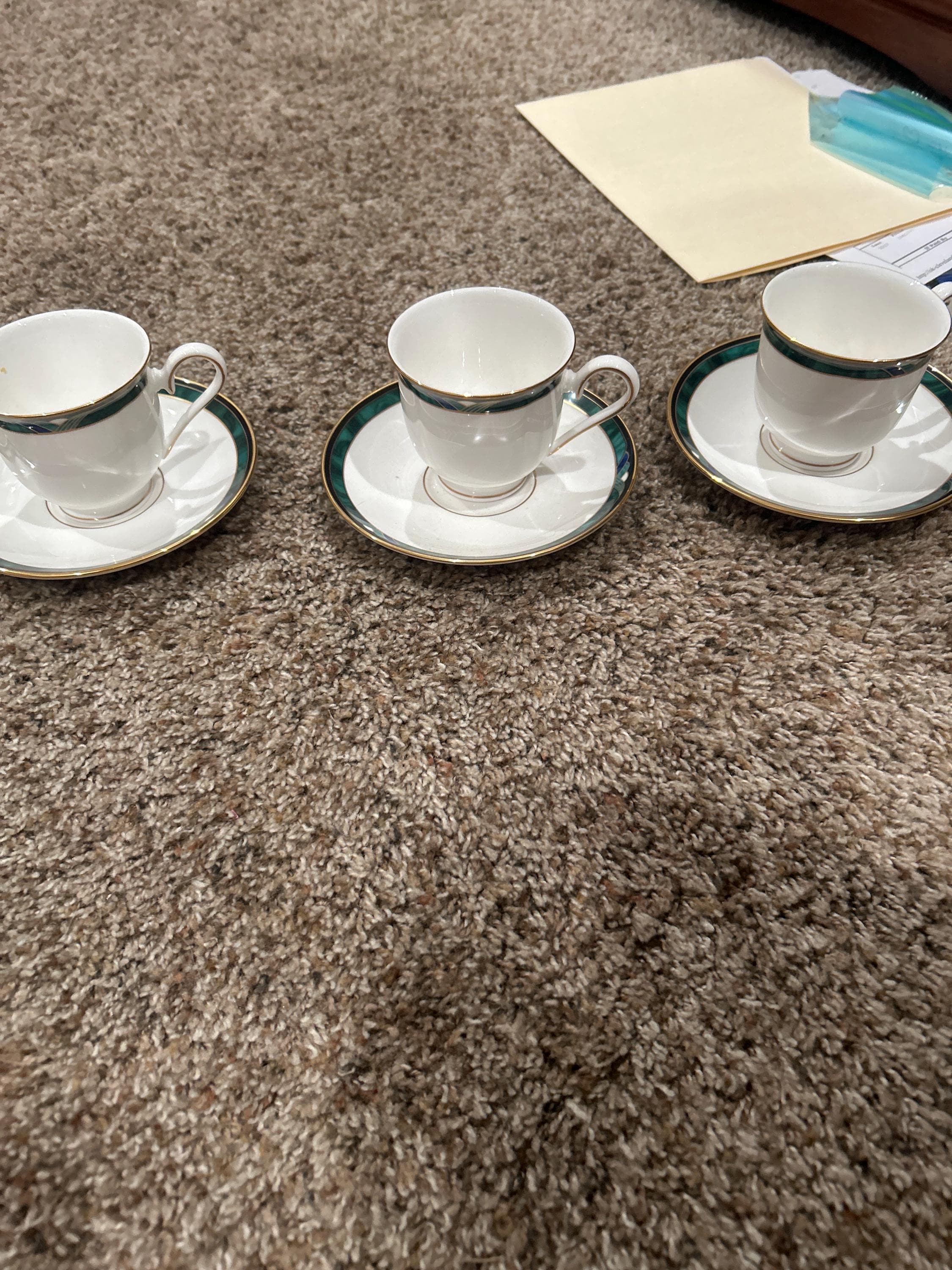 Lenox Kelly Green Cup & Saucer Set (set of 3) – Debut Collection