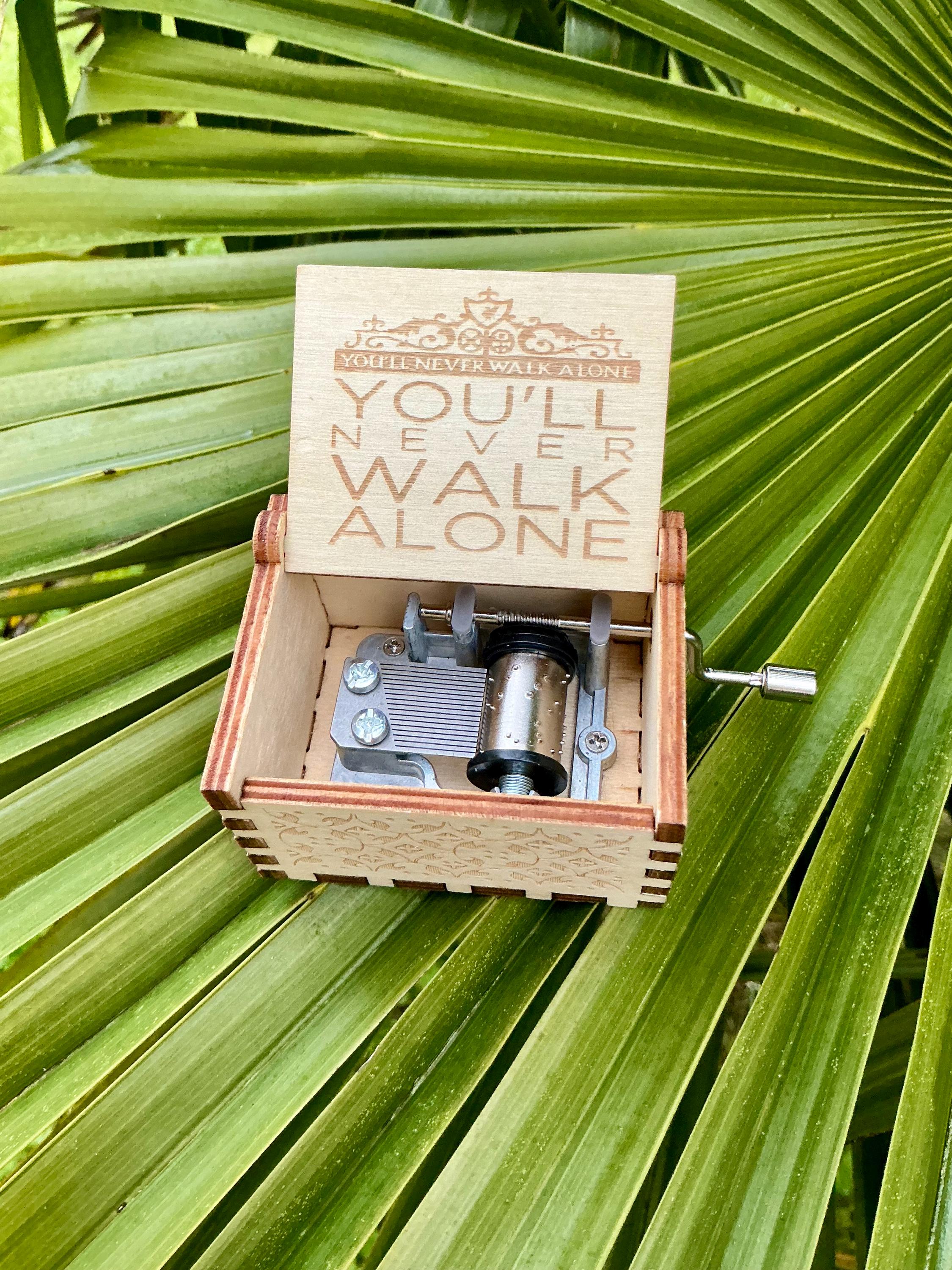 K-POP・アジア BTS MUSIC BOX LIGHT 🥢BTS ⟭⟬ Merch⁷⟬⟭🔍⍤⃝🔎 on X: 