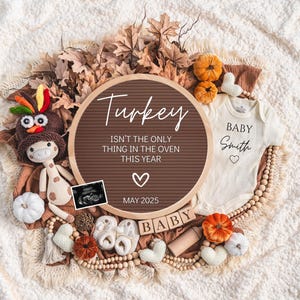 Thanksgiving Pregnancy Announcement Digital, Baby Announcement, Social Media Reveal / Giraffe / Digital pregnancy social media announcement
