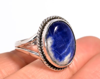 Anillo de sodalita ovalada hecho a mano en plata de ley 925: joyería llamativa