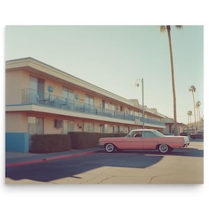 Retro Motel Poster – Vintage Car & Palm Tree Wall Art, Mid-Century Americana Print, Pastel Desert Aesthetic Decor, 60s Vibe Travel Scene