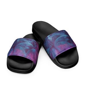 Synthwave Neon Palm Trees Men&#39;s Slides – 80s Vaporwave Aesthetic, Retro Summer Beach Vibes Footwear
