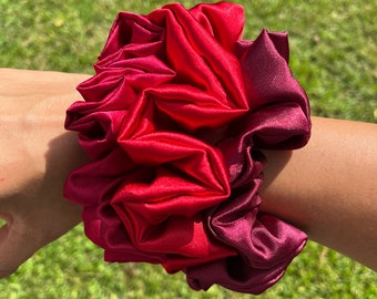 Shades of Red Satin Scrunchies, bridal gift scrunchie, bridesmaids scrunchies, adult scrunchie, satin scrunchie, red scrunchie, scrunchies,