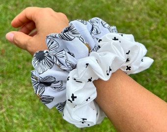 Black and White Scrunchies, Holiday Gifts, hair scrunchie, bridesmaids gifts, scrunchies, stocking stuffer, scrunchie set, Gift Set