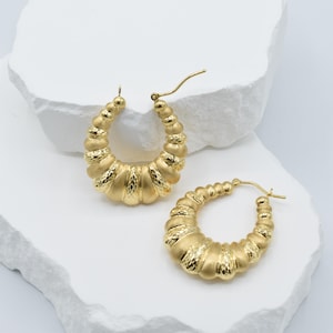 1 1/2&quot; Graduated Diamond Cut Bamboo Earrings Real 10K Yellow Gold, Diamond Cut Bamboo Earrings, 10K Real Gold Earrings,10K Polished Earrings