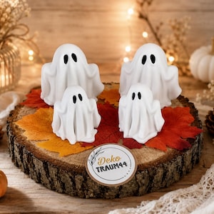 Halloween Deko Geist | Geisterfigur aus Keramikgießmasse | Handgegossen | Herbstdeko | Handmade Geschenk | Tischdeko | Gespenst Deko