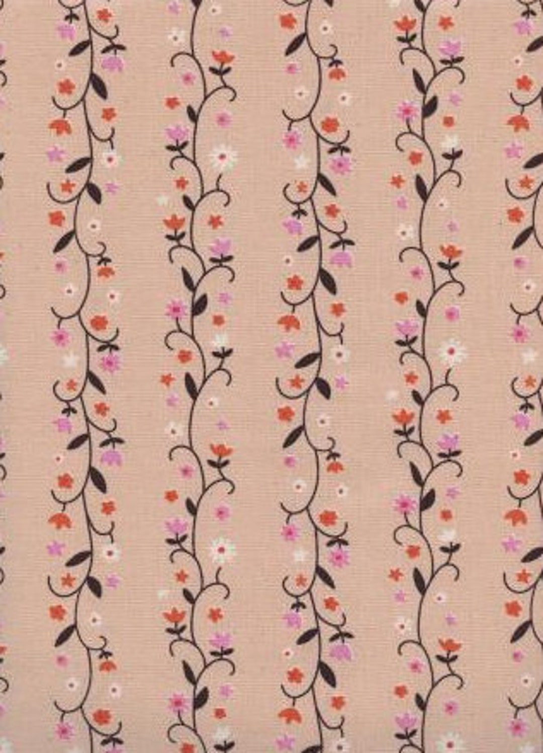 Welsummer Daisy Vines Peachy Unbleached Cotton Fabric / Cotton and