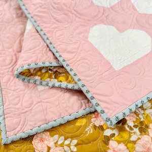 Lovelace Quilt Kit image 3