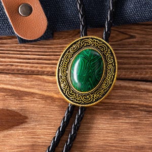Handgemaakte retro bolo-stropdas, groene steen, cowboywesternstijl